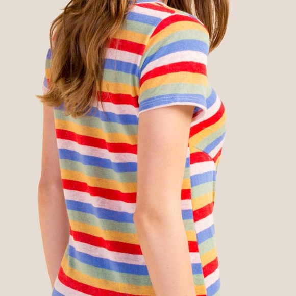 MEGA SALE! Rainbow Tee🌈 - Picture 3 of 5